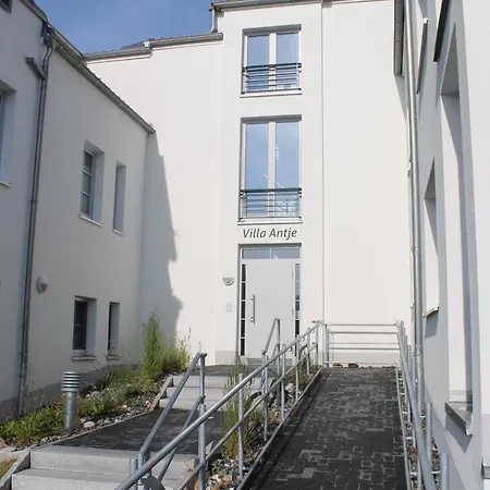 In Mit Terrasse *