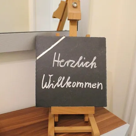 In Mit Terrasse Apartamento Goehren (Ruegen)
